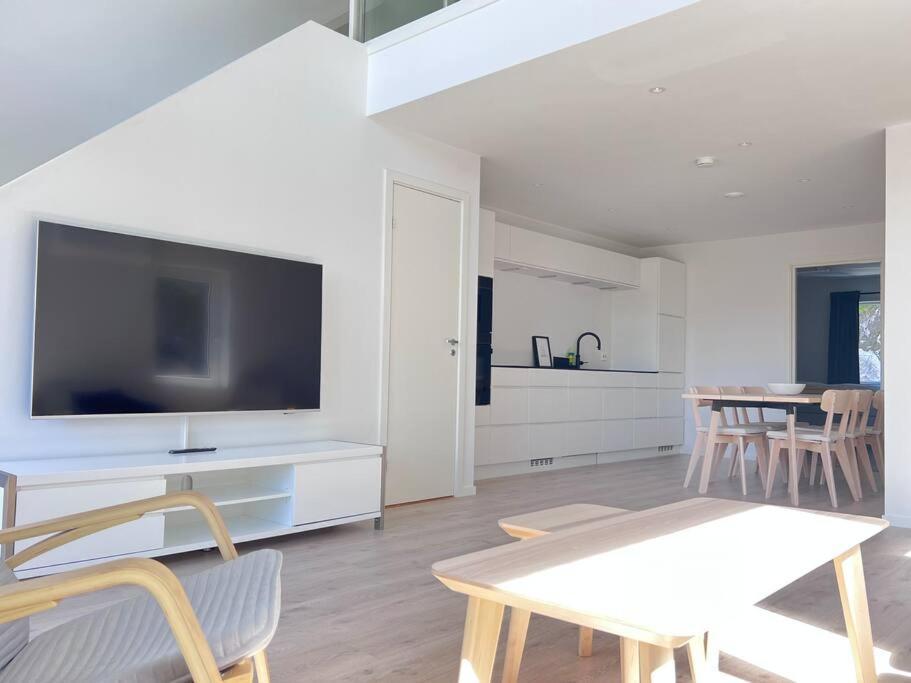 Top Floor Apartment Arossanden 5 A Kristiansand Esterno foto