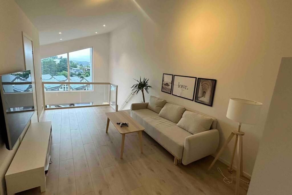 Top Floor Apartment Arossanden 5 A Kristiansand Esterno foto